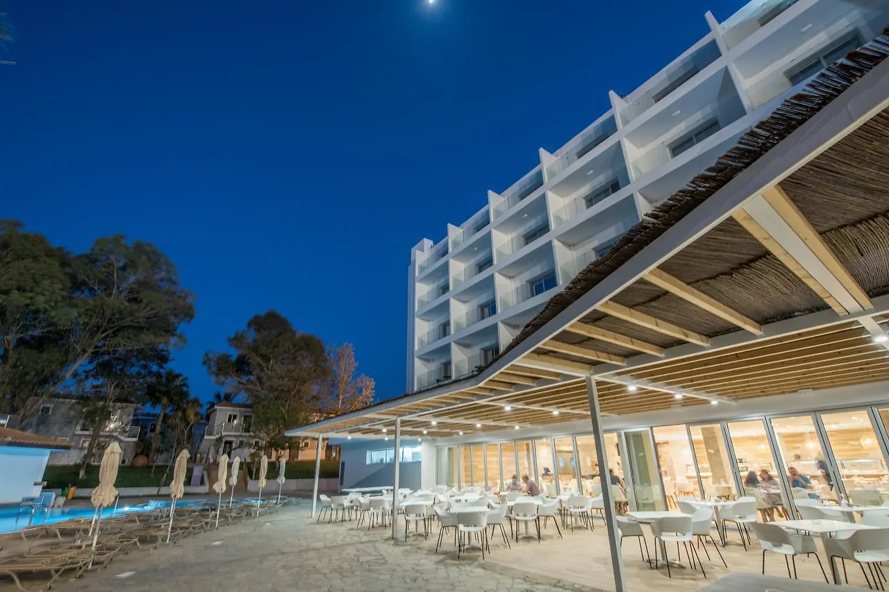 Narcissos Waterpark Resort Protaras Aparthotel