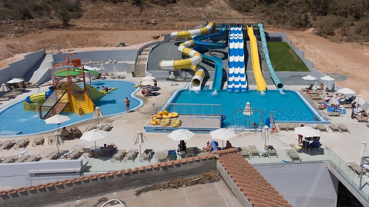 Narcissos Waterpark Resort Protaras 4*,