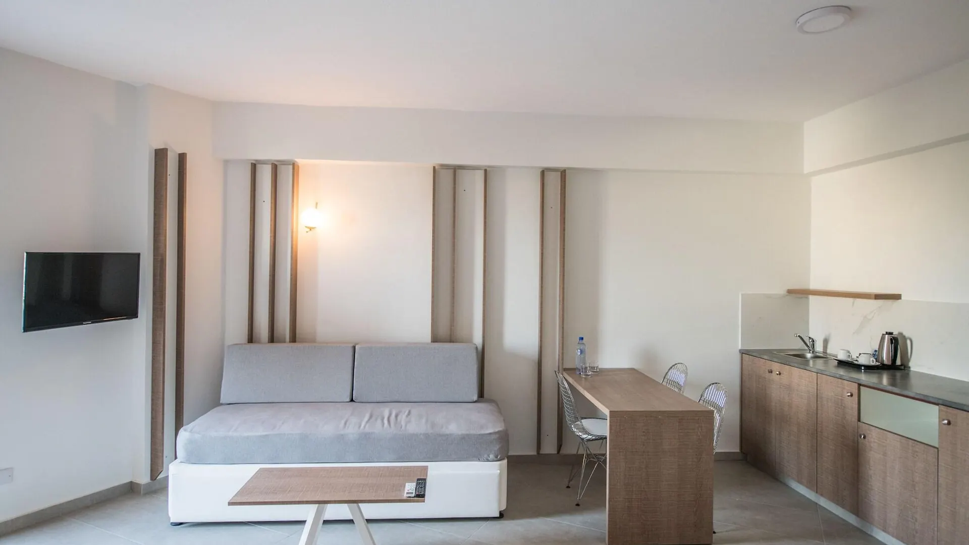 Narcissos Waterpark Resort Протарас Апарт-отель