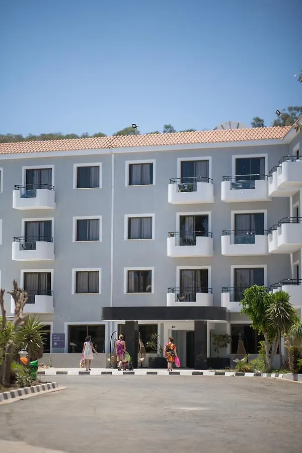 Narcissos Waterpark Resort Protaras 4*,